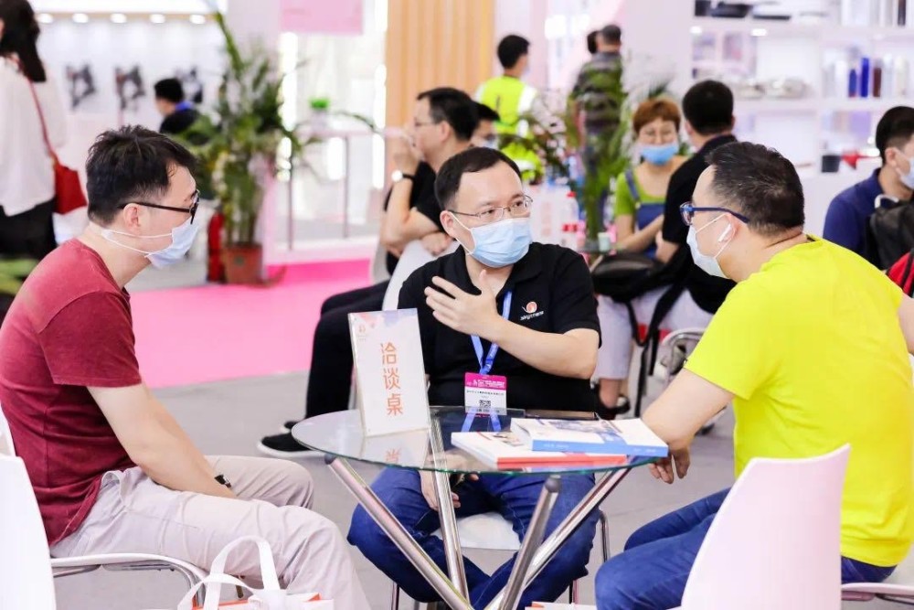 參展展會需要注意哪些規(guī)定與規(guī)則? 展覽知識 第2張-聯(lián)拓創(chuàng)意 參展展會需要注意哪些規(guī)定與規(guī)則? 展覽知識 第2張